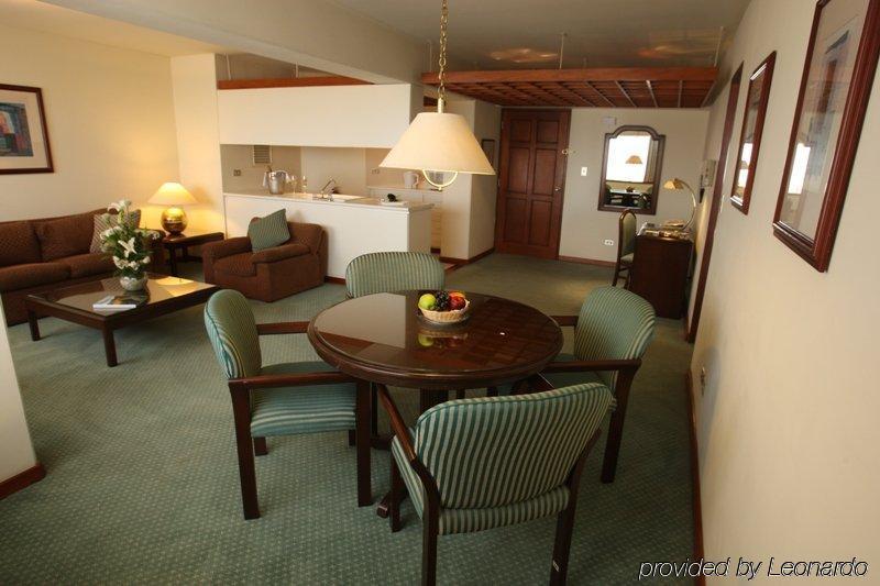 Estelar Apartamentos Bellavista Lima Chambre photo